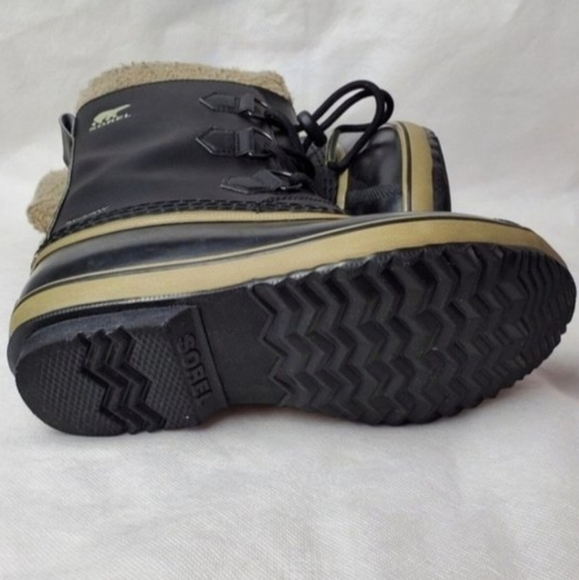 Sorel black waterproof snow boots - Picture 10 of 12